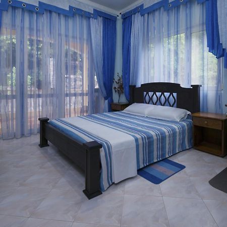 Seybreeze Villa อองซ์รอแยล ภายนอก รูปภาพ